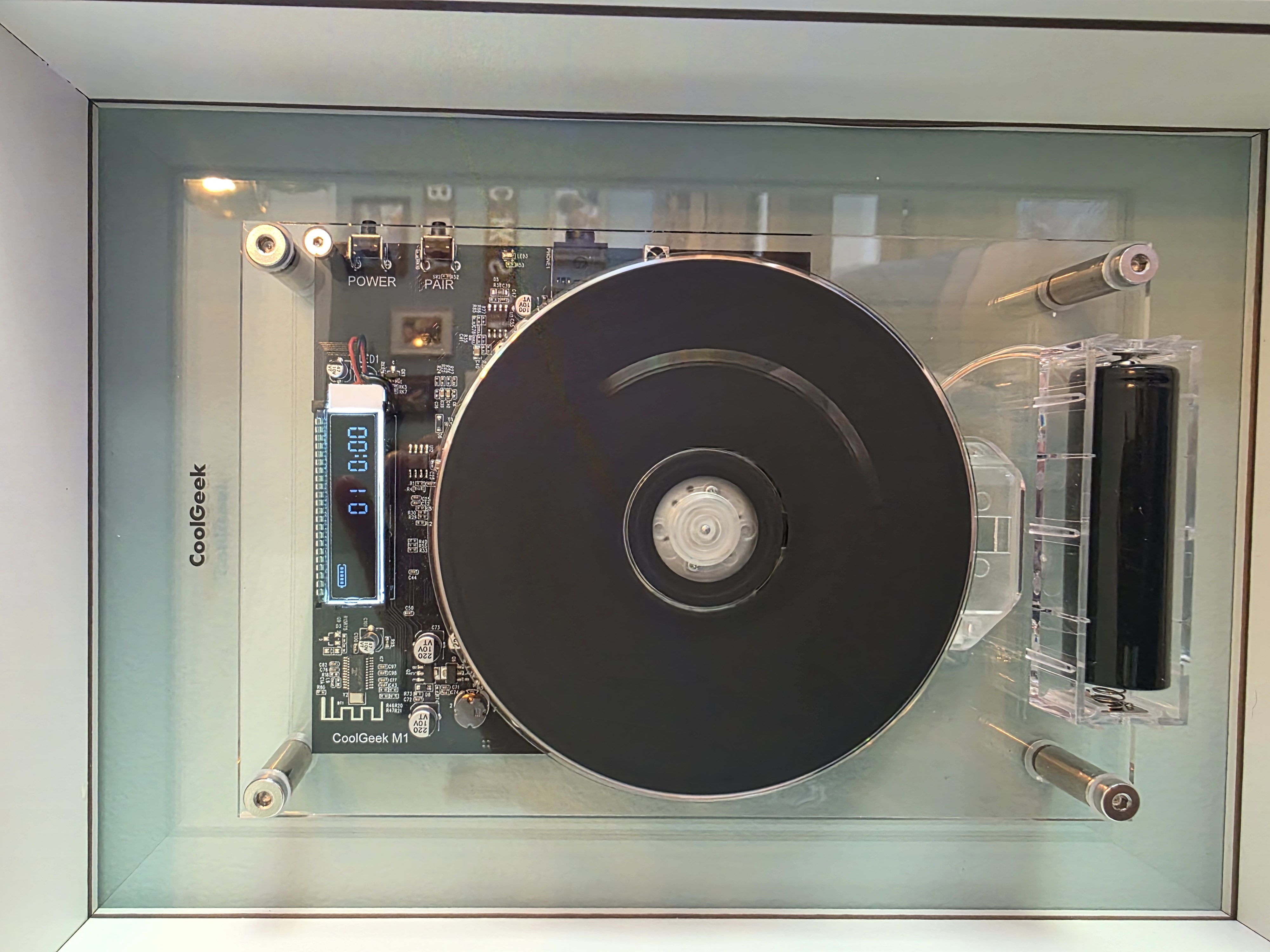 Powered CoolGeek display 01 0:00