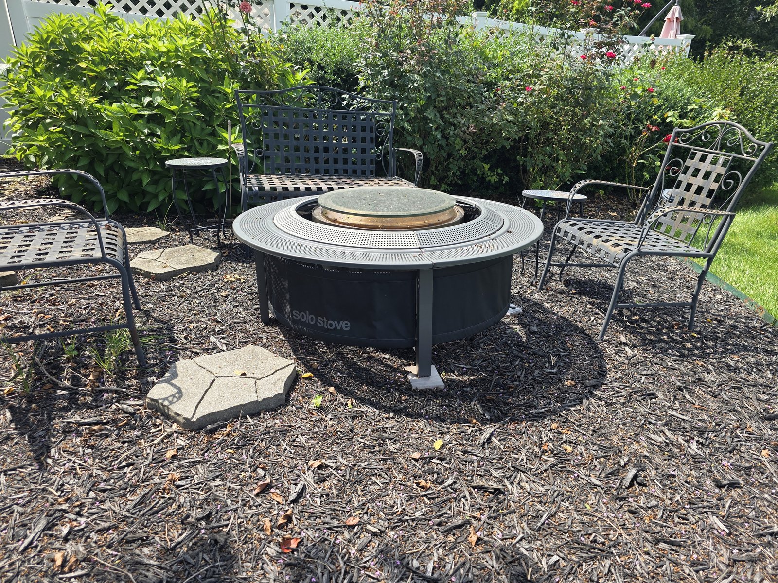 Yukon Surround with the stove covered on the patio